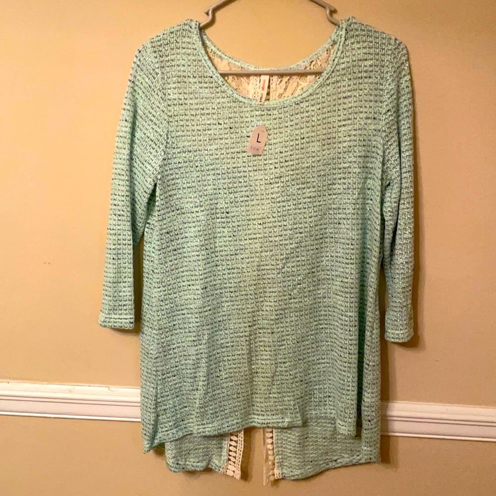 Boutique mint top size L